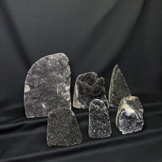 Black Amethyst Cut Bases – Wholesale Lot 4.95 kg (≈ 10.9 lb)