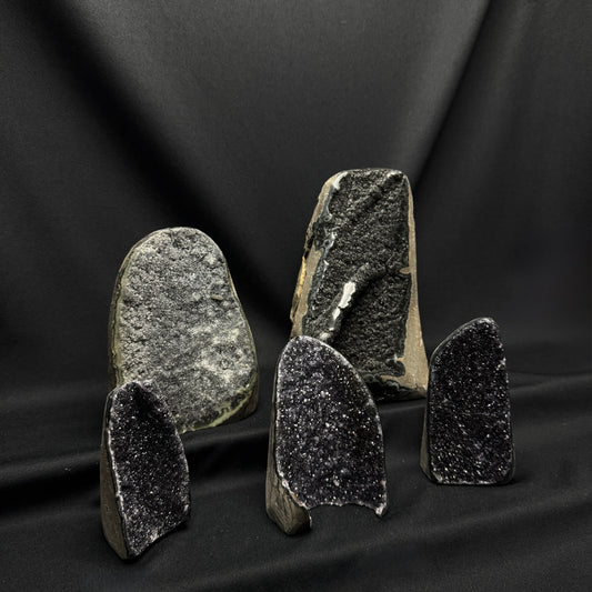 Black Amethyst Cut Bases – Wholesale Lot 4.20 kg (≈ 9.26 lb)