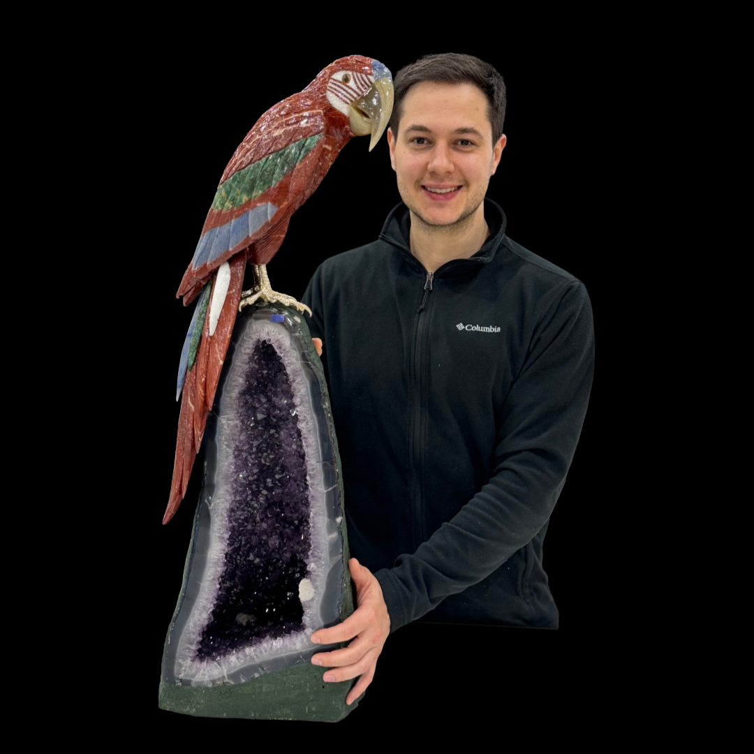 Red Jasper Macaw with Blue Quartz & Serpentine Accents on Cathedral Amethyst – 83cm | 37.8kg