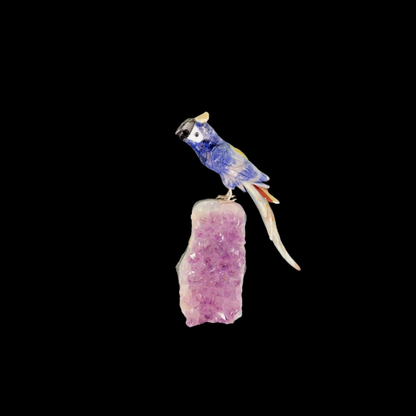 Sodalite Parrot with Jasper Accents on Amethyst Cut-Base – 20cm | 1.24kg
