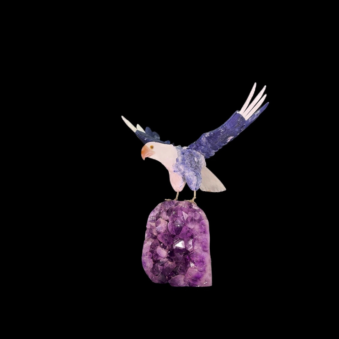 Blue Sodalite Eagle on Amethyst Cut-Base – 38cm | 4.78kg