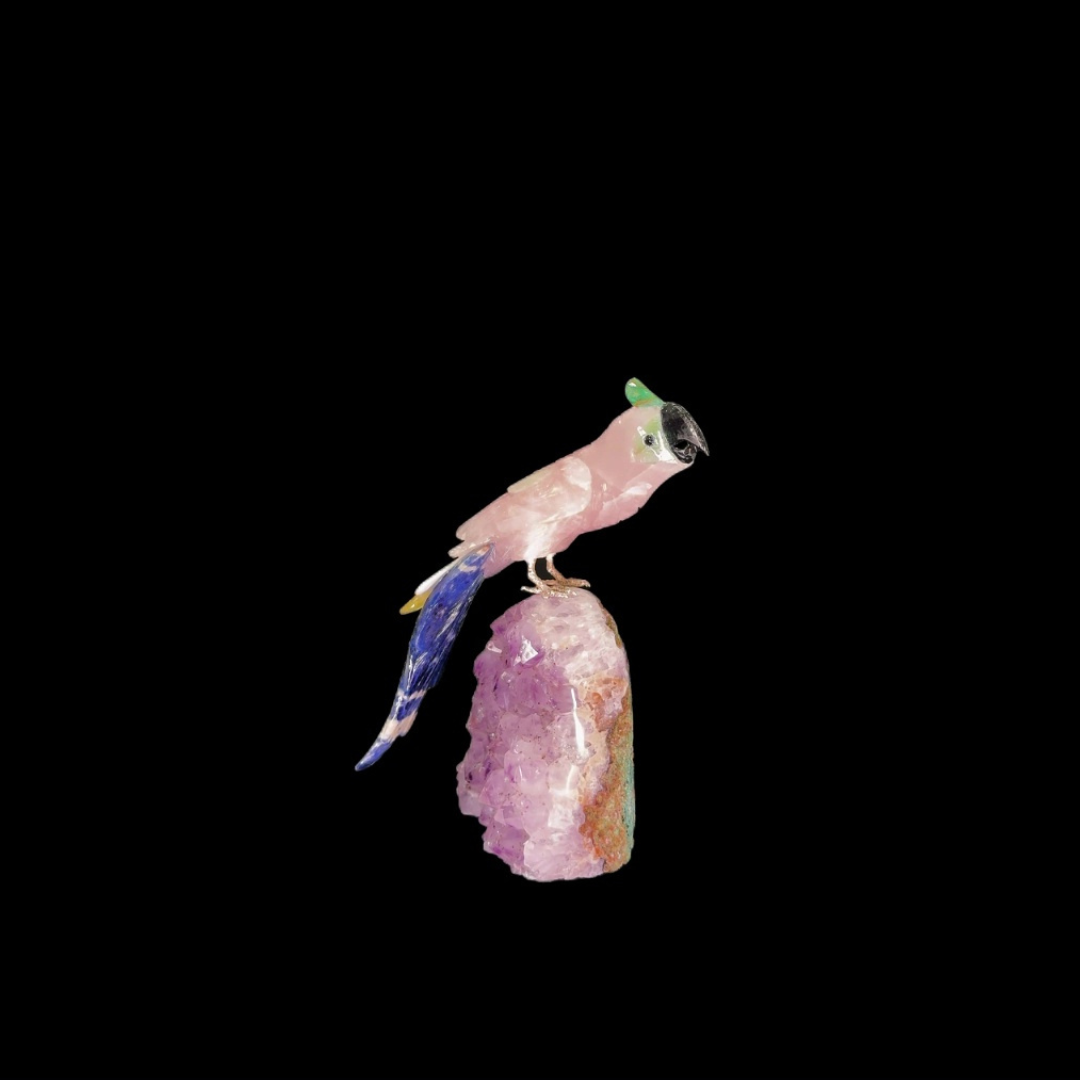 Rose Quartz Parrot with Sodalite Tail on Amethyst Cut-Base – 24.5cm | 1.24kg