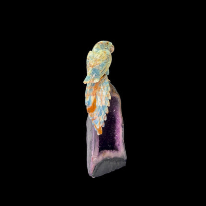 Blue Onyx Bird on Cathedral Amethyst Base – 52cm | 10.98kg