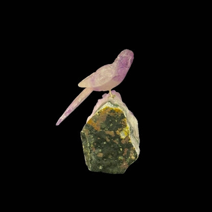 Amethyst Parrot on Amethyst Cutbase – 17cm | 1kg