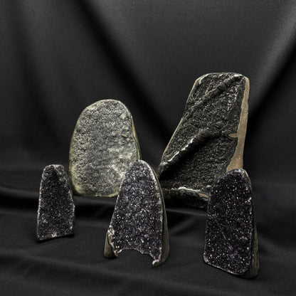 Black Amethyst Cut Bases – Wholesale Lot 4.20 kg (≈ 9.26 lb)