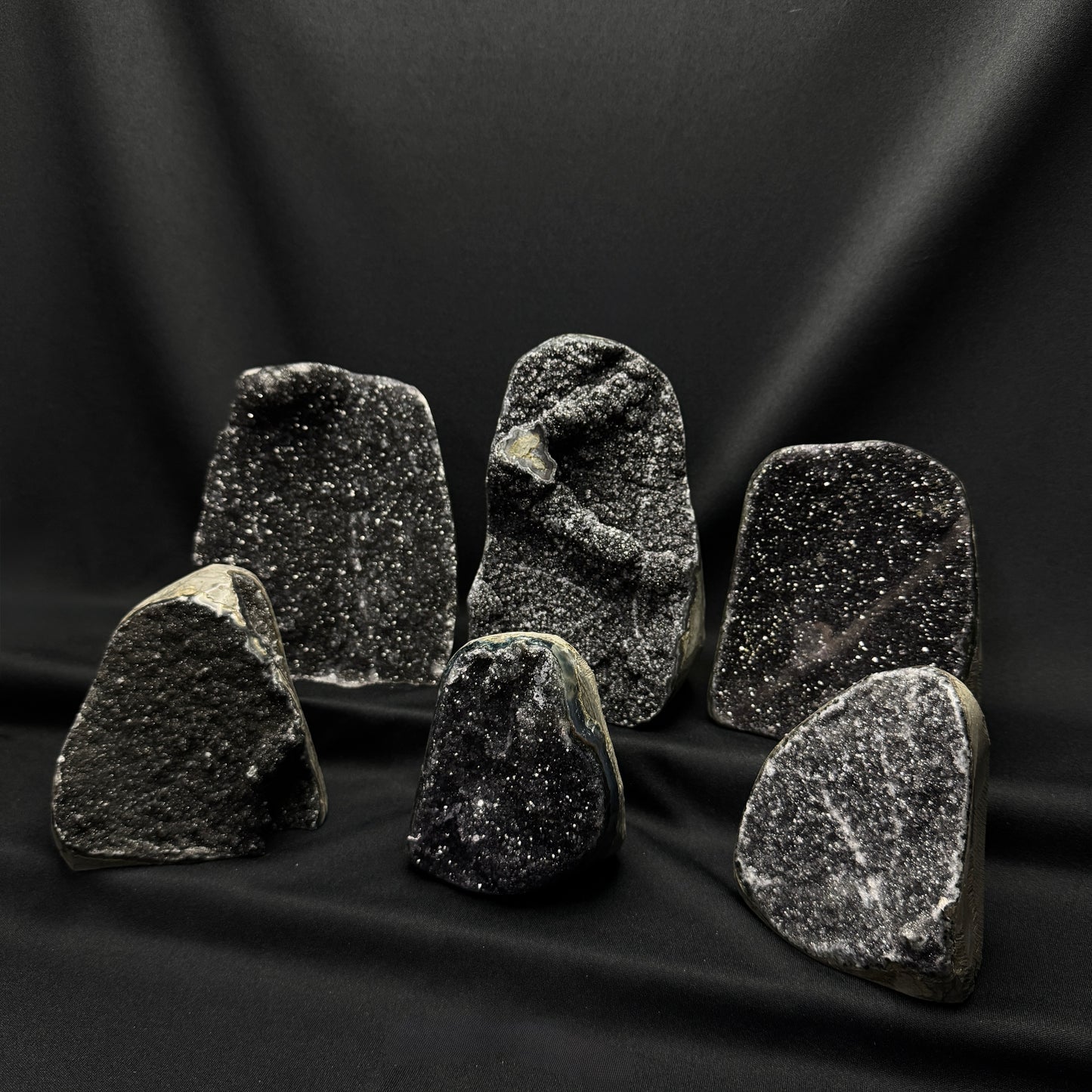 Black Amethyst Cut Bases – Wholesale Lot 5.6 kg (≈ 12.34 lb)